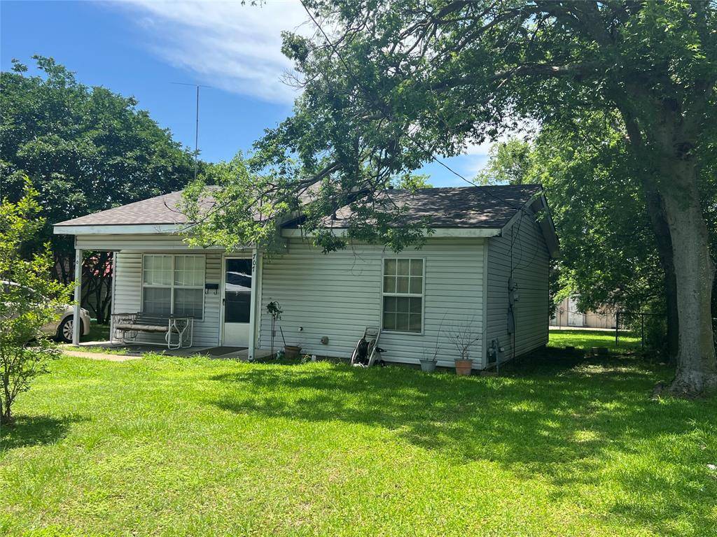 Wills Point, TX 75169,707 N 3rd Street