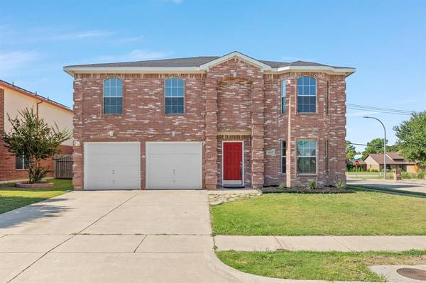 4617 Badlands Drive, Fort Worth, TX 76179