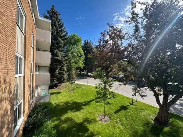 Calgary, AB T2N 1C3,1616 8 AVE NW #224