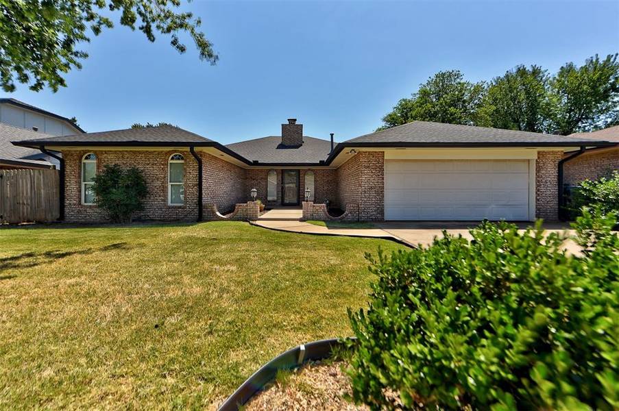 6620 WHITEHALL Drive, Oklahoma City, OK 73132