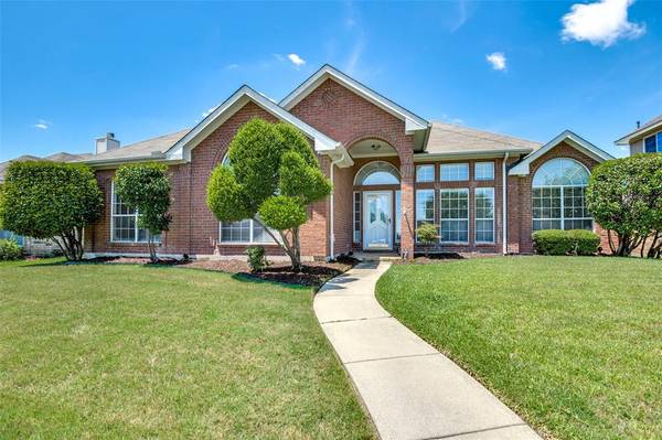 1714 Crosshaven Drive, Lewisville, TX 75077