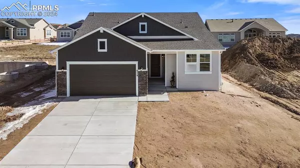 Monument, CO 80132,979 Rambling Oak DR