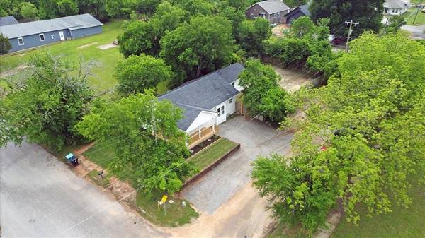 Denison, TX 75021,400 E Nelson Street