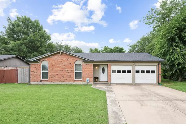 4408 Mink Drive,  Haltom City,  TX 76117