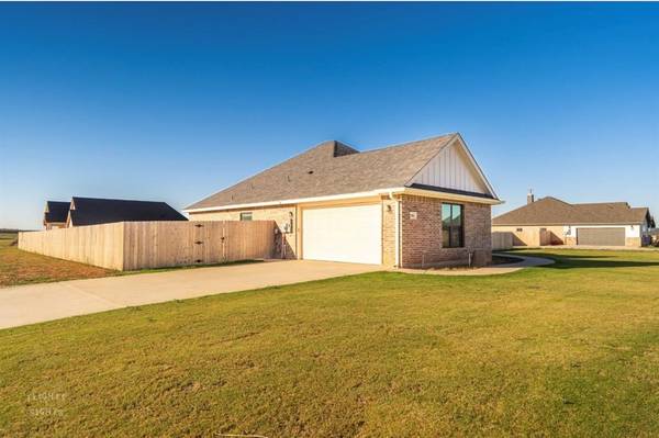 Tuscola, TX 79562,101 Sparrow Hills