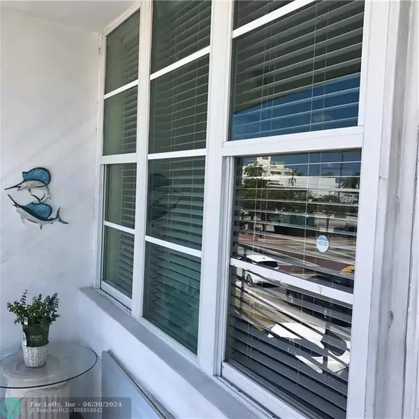 Miami Beach, FL 33141,300 74th St  #15