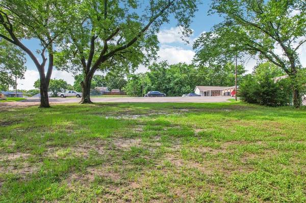 Bonham, TX 75418,SE 3rd Street