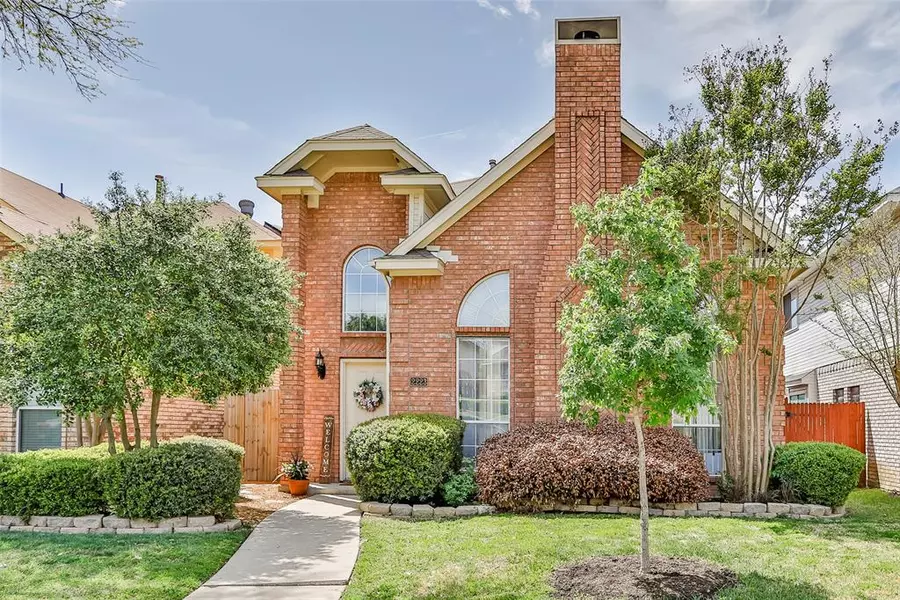 2223 Meadowstone Drive, Carrollton, TX 75006