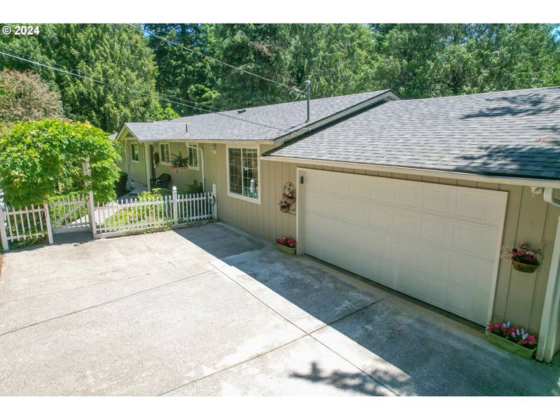 94504 SMOKEY LN, Coquille, OR 97423