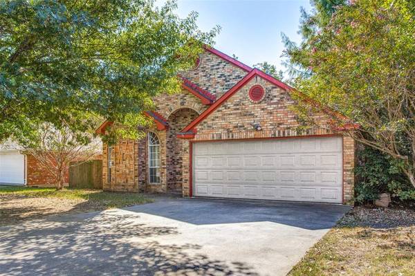 802 Martin Street, Bonham, TX 75418