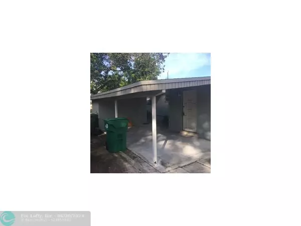 Miami Gardens, FL 33169,311 NW 185TH TER