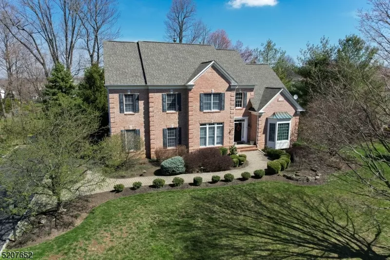 38 Ridge Rd, Green Brook Twp., NJ 08812