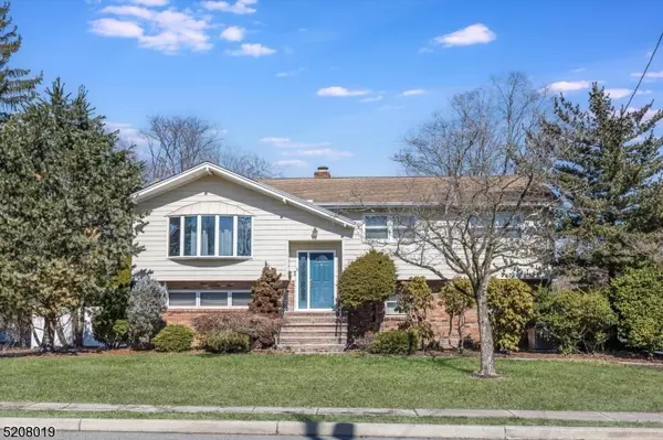 44 Poplar Ave, Pequannock Twp., NJ 07444