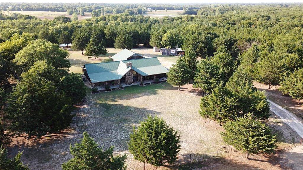 727 County Road 3040, Bonham, TX 75418