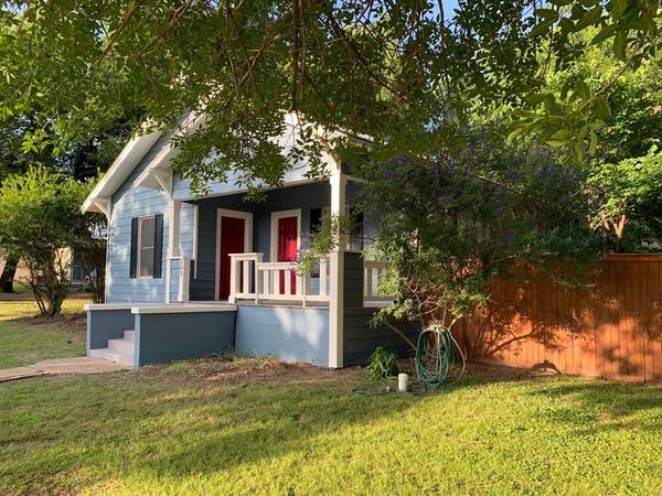 202 S Lee Street, Valley View, TX 76272