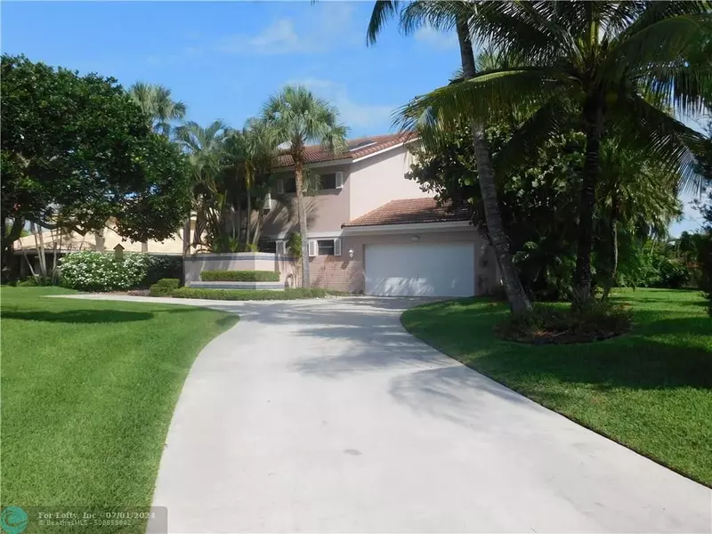 2495 Lob Lolly Ln, Deerfield Beach, FL 33442