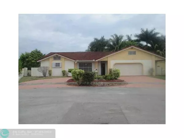 3768 SW 135TH AVE, Miami, FL 33175