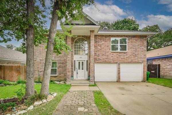 922 W Lovers Lane, Arlington, TX 76013