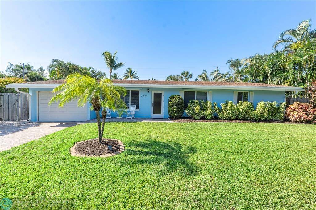 949 SE 6th St, Deerfield Beach, FL 33441