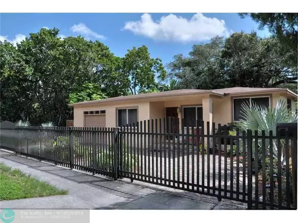 8381 E DIXIE HWY, Miami, FL 33138