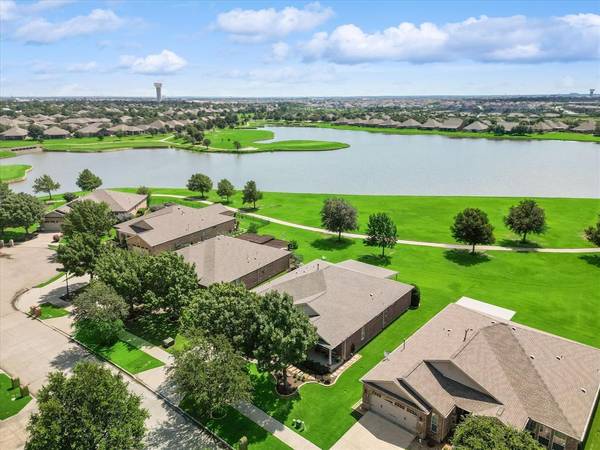 861 Carrington Greens Drive, Frisco, TX 75036