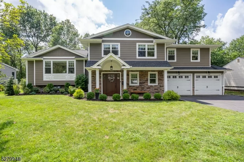 40 Crest Rd, New Providence Boro, NJ 07974