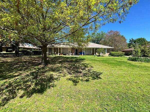 325 Willow Wood Street, Murphy, TX 75094