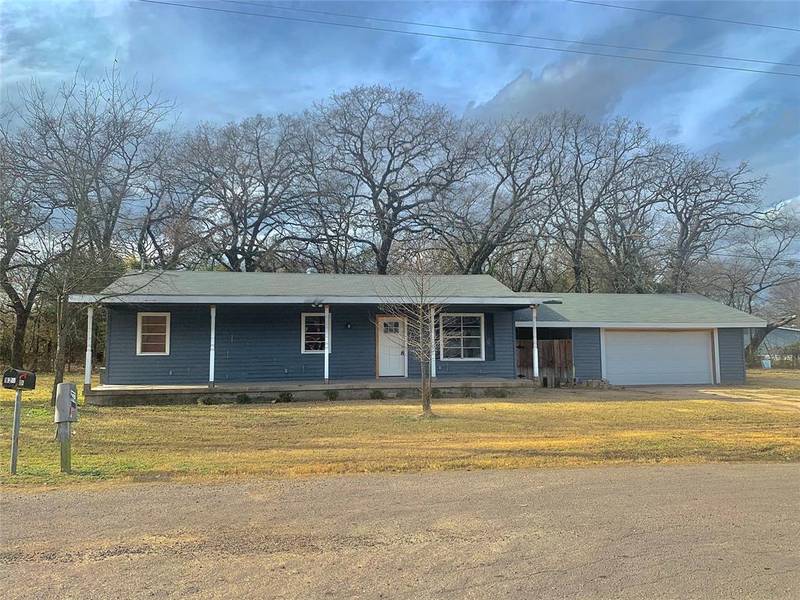 921 Cove Drive, West Tawakoni, TX 75474