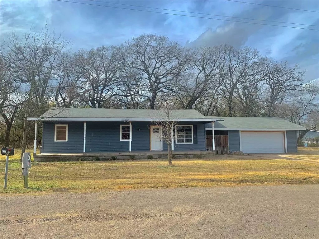 West Tawakoni, TX 75474,921 Cove Drive