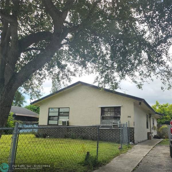 2942 NW 6th Ct, Pompano Beach, FL 33069