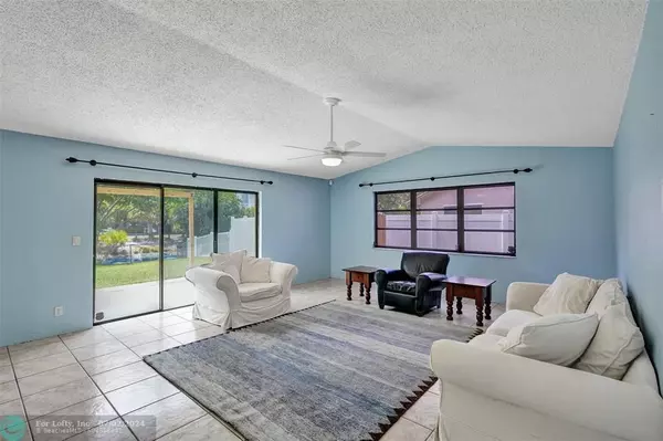 Deerfield Beach, FL 33442,1417 SW 28th Ter