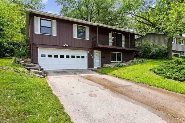 Iowa City, IA 52245,3117 Juniper Dr