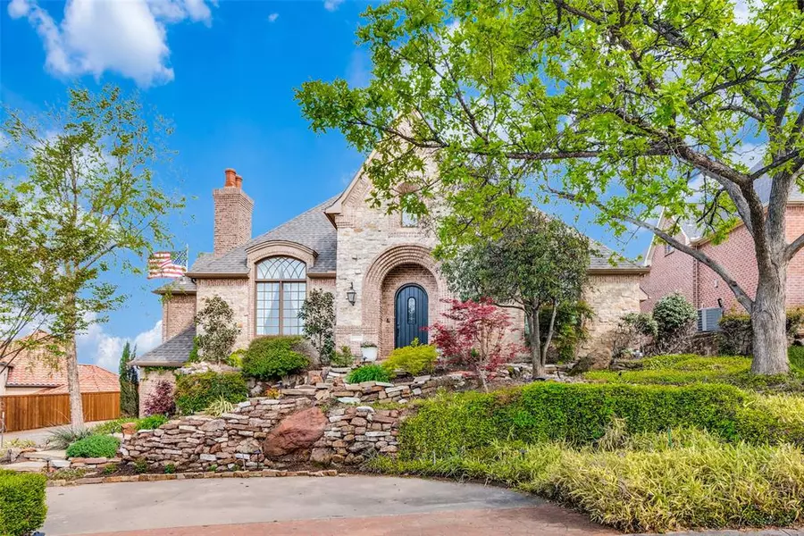 3099 Whispering Oaks Drive, Highland Village, TX 75077