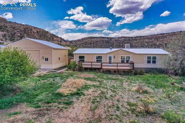 35 Rockrimmon RD,  Williamsburg,  CO 81226