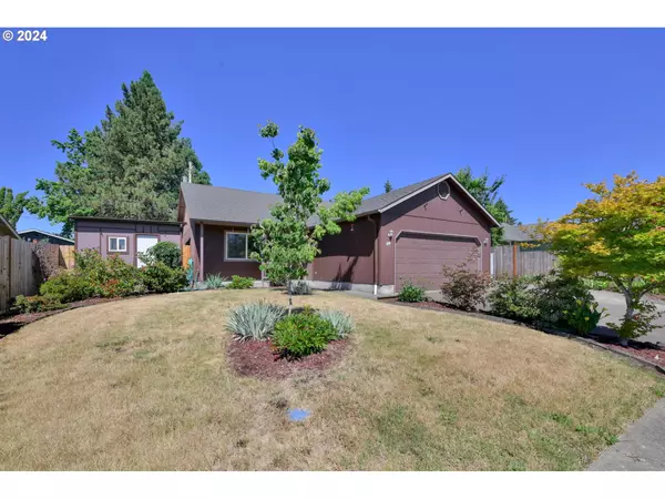 Springfield, OR 97478,870 HAZELNUT LN