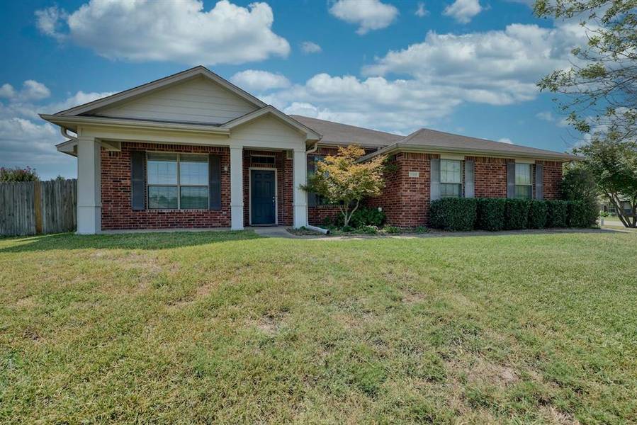 11020 Lonetree Circle, Tyler, TX 75706