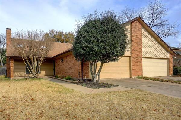 317 Mountain View, Bedford, TX 76021