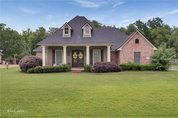 1055 Fawn Hollow, Bossier City, LA 71111