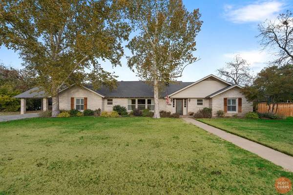 1914 Austin Avenue, Brownwood, TX 76801