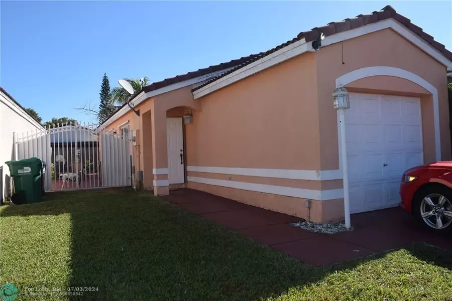 17439 SW 142nd Pl, Miami, FL 33177