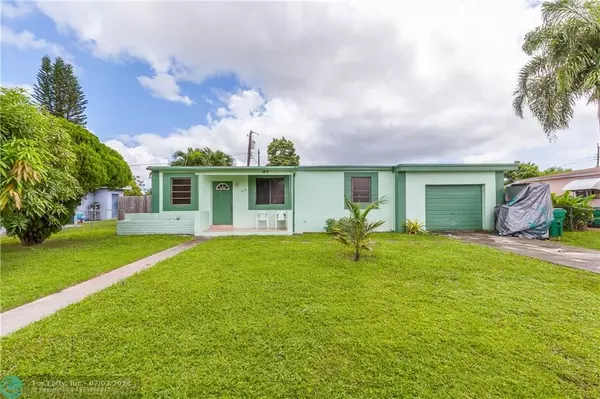 12535 W Randall Park Dr, Miami, FL 33167