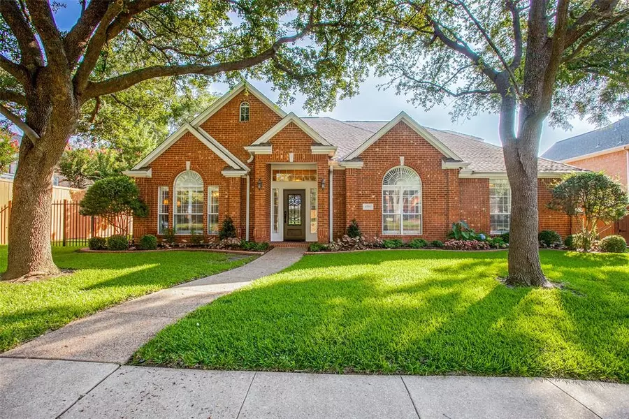 4206 Pecan Grove Lane, Rowlett, TX 75088