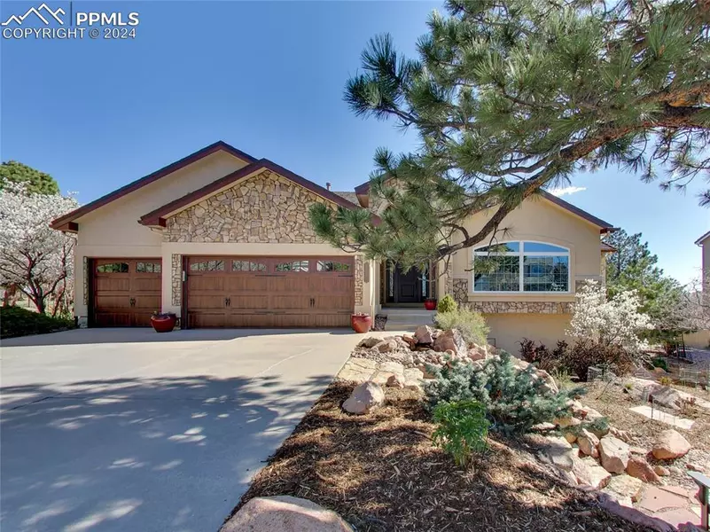 8445 Lauralwood LN, Colorado Springs, CO 80919