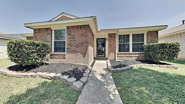 2437 Meadowgate Lane, Lancaster, TX 75134