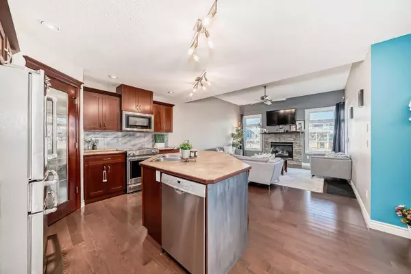 Airdrie, AB T4B3L1,788 Luxstone LNDG SW