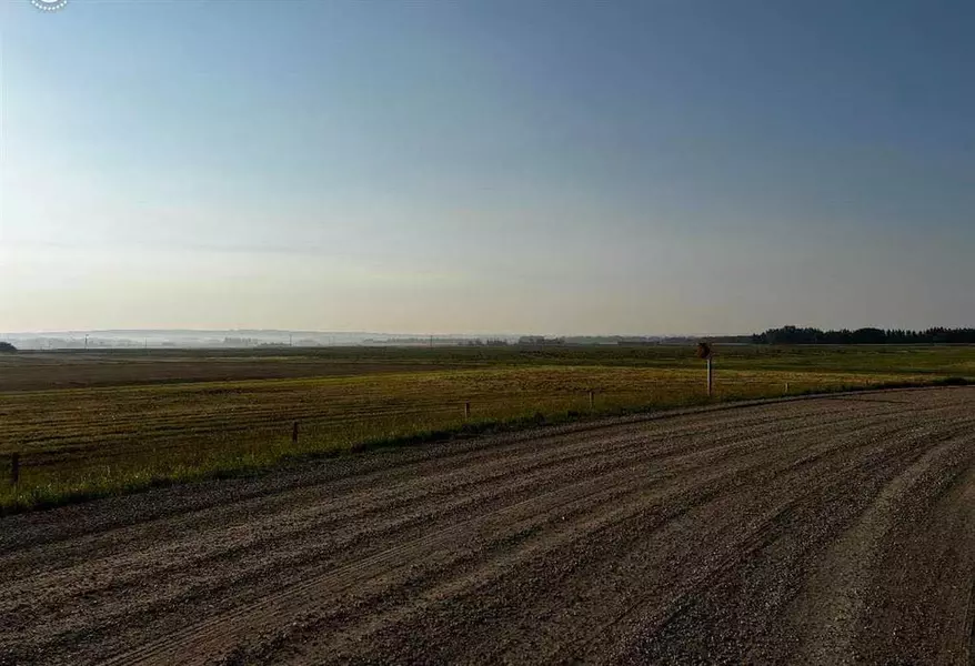 270A Range RD, Rural Lacombe County, AB T4L 1W7