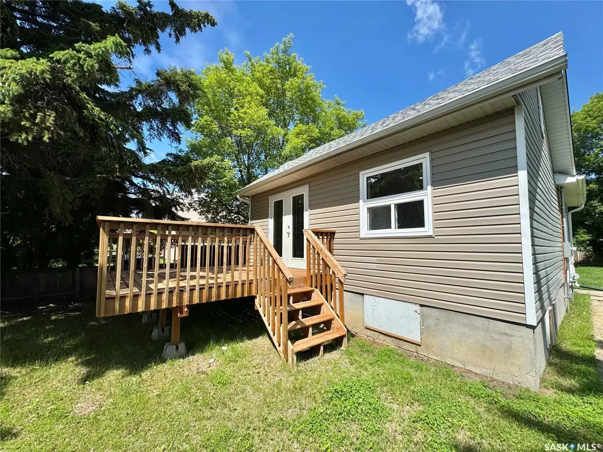 Prince Albert, SK S6V 0N8,754 6th STREET E