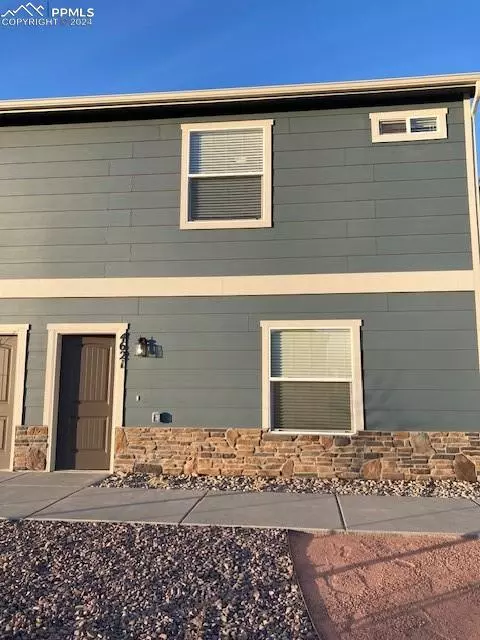 4621 Ports Down LN, Colorado Springs, CO 80911