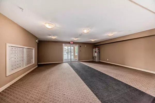 Calgary, AB T3J0S3,15 Saddlestone WAY NE #309