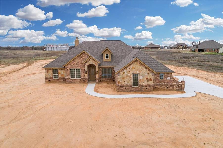 117 Knob Court, Springtown, TX 76082